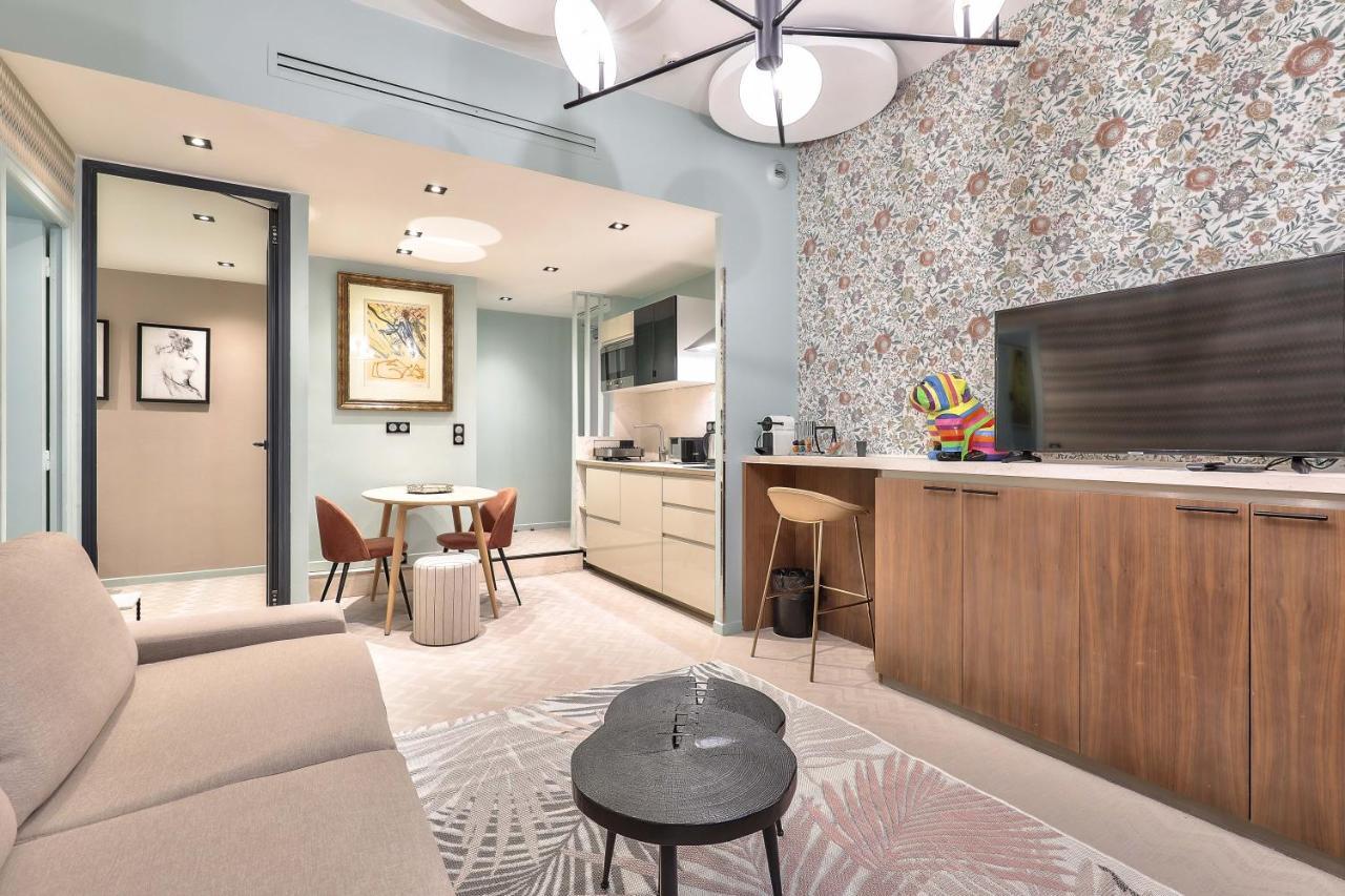 Hotel 33 Marbeuf Paris Bagian luar foto