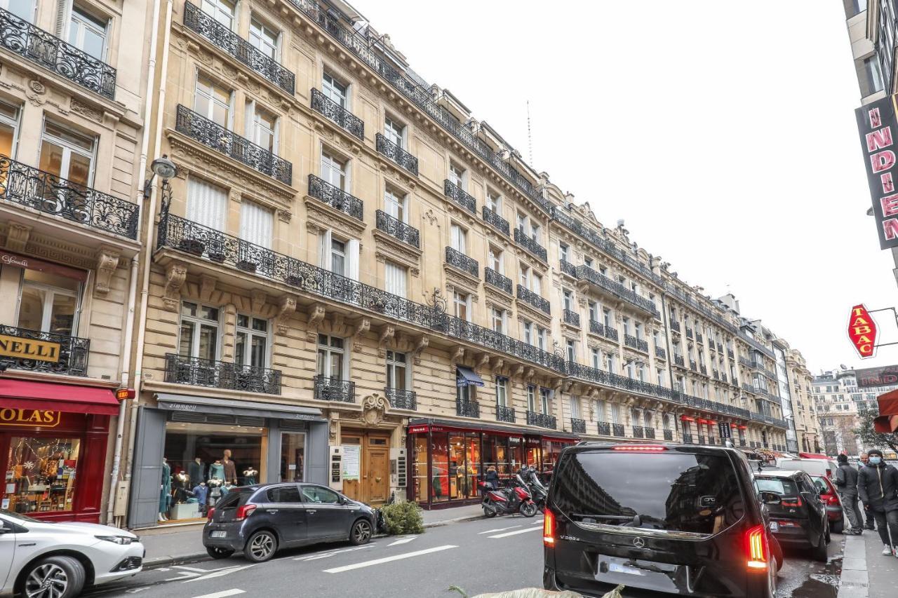 Hotel 33 Marbeuf Paris Bagian luar foto