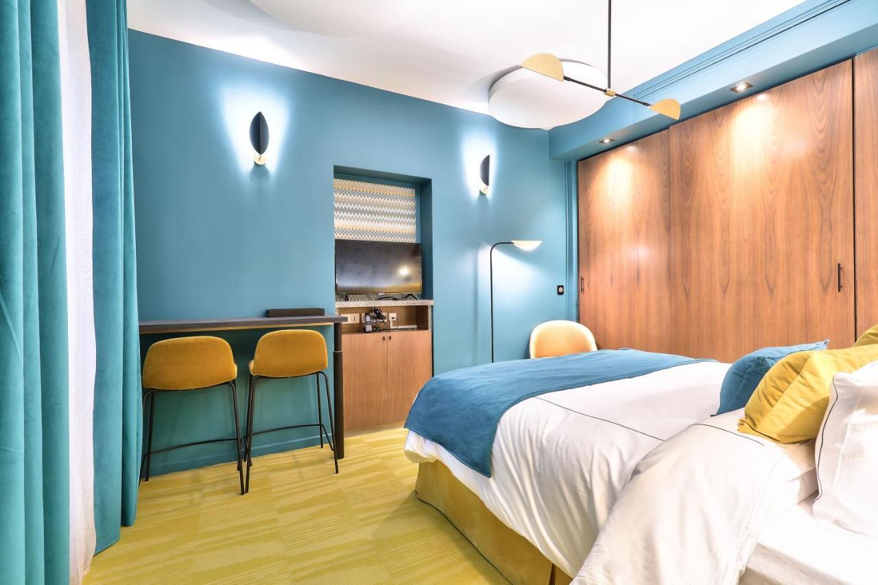 Hotel 33 Marbeuf Paris Bagian luar foto