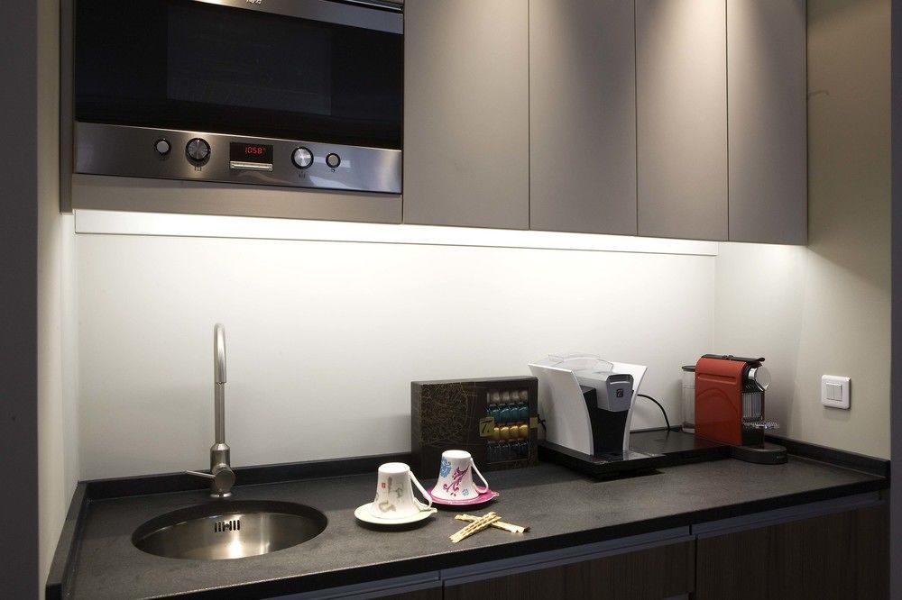 Hotel 33 Marbeuf Paris Bagian luar foto